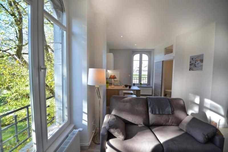 Appartment Les Suites Du Parc Безансон Номер фото